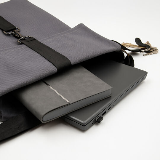 Шоппер Superbag Companion, с тремя отделениями, боковым креплением (карабин) и карманом (серый с черным)